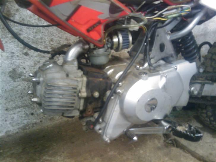 MiniBike Dirtbike 110 ccm [Byttet] billede 2