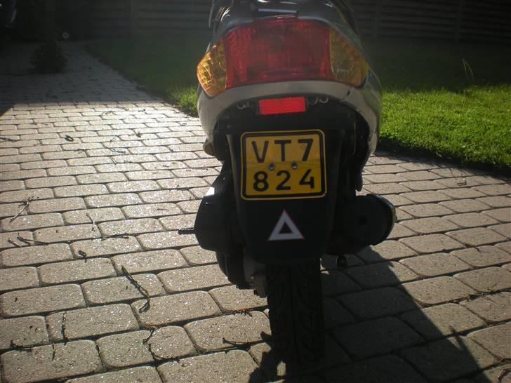 Zhongyu Listo yiring stranger. solgt. billede 6