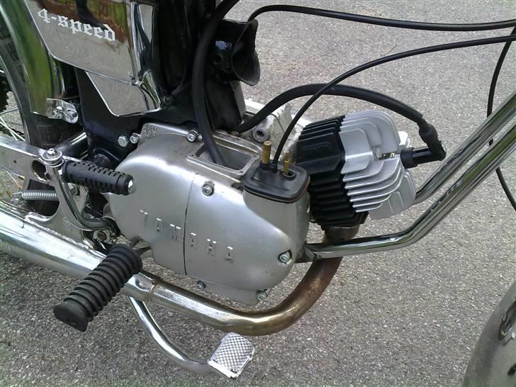 Yamaha 4-gear   - fint opmalet cylle og topstykke billede 14