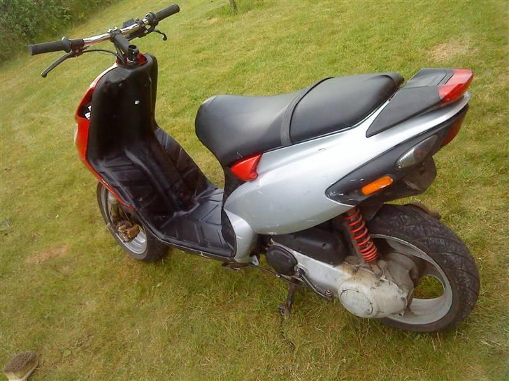 Piaggio nrg mc3 (solgt) billede 6