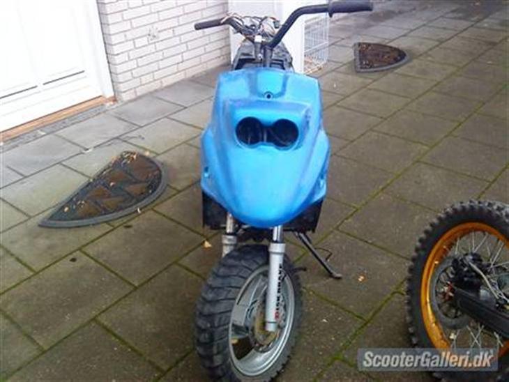 {{currentPhoto.altText}} billede {{currentPhoto.number}}