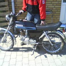 Suzuki DM50