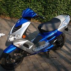 Peugeot speedfight 2 (solgt)