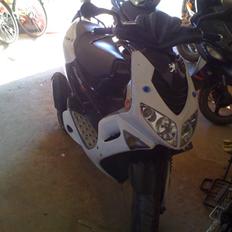 Peugeot Speedfight 2