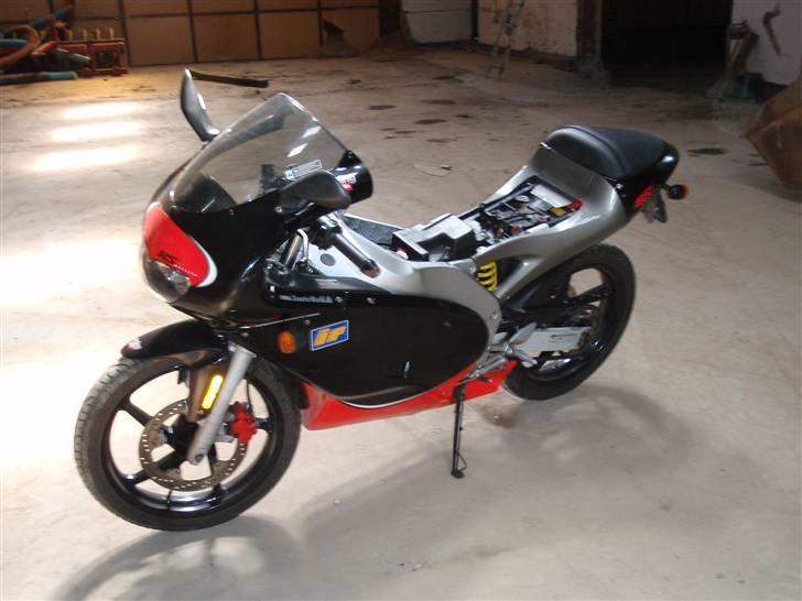 Aprilia rs 50 replica (Solgt) billede 2