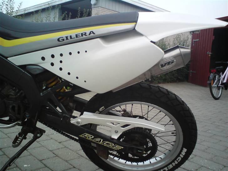 Gilera Rcr Byttet - så kom kædeskærmen fra maler :D billede 6