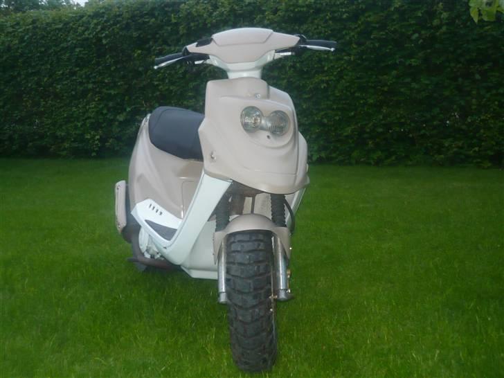 PGO HOT 50 billede 2