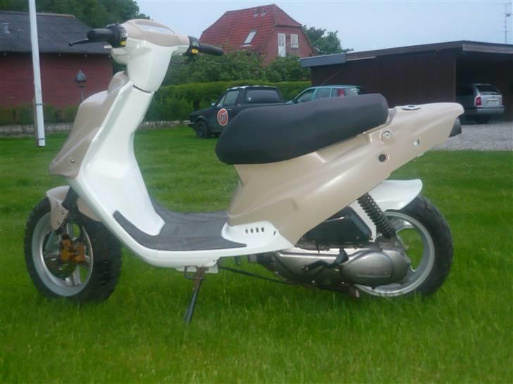 PGO HOT 50 billede 3