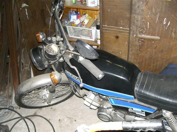 Suzuki dm 50 billede 1