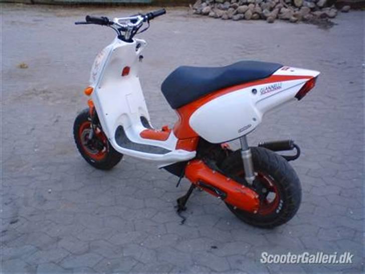 Aprilia Rally  SMADERT PGA STYRT billede 1