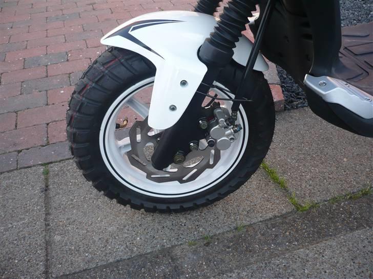 PGO Pmx Sport. Totalskadet. - Nice stuff, eh? ;) billede 2