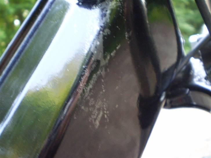 Puch Maxi K E50 *solgt* - Benzin der har gået hen og ødelagt noget af lakken billede 14