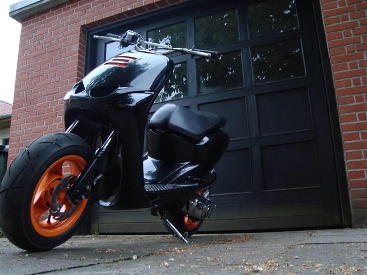 Yamaha Neos Black solgt :( billede 4