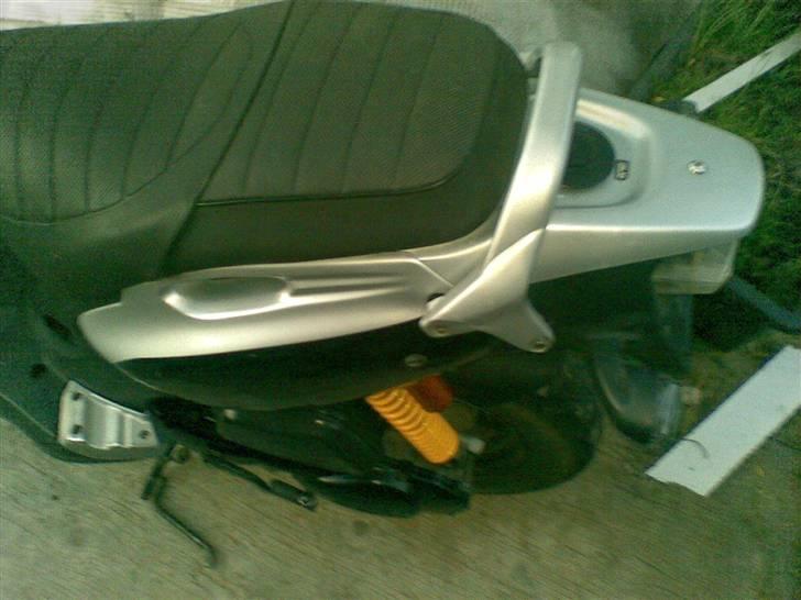 PGO pmx naked byttet billede 8