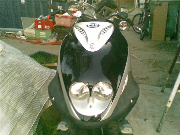 PGO pmx naked byttet billede 9