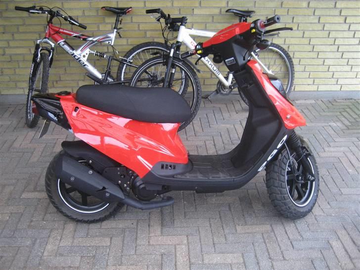 PGO Hot 50 SOLGT billede 3