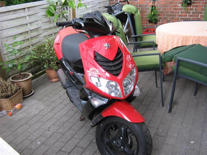 Peugeot Speedfight2 - SOLGT :-) - Så fik jeg skiftet front til en der ikke er knækket...det var rar... billede 10