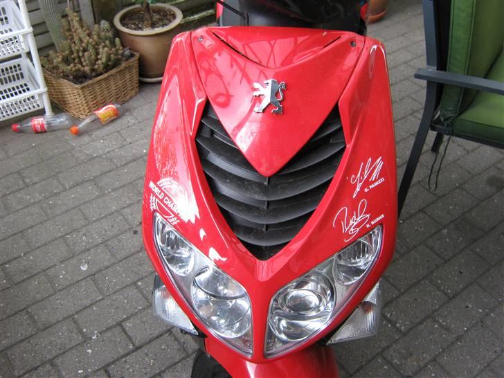 Peugeot Speedfight2 - SOLGT :-) - Så fik jeg skiftet front til en der ikke er knækket...det var rar... billede 11