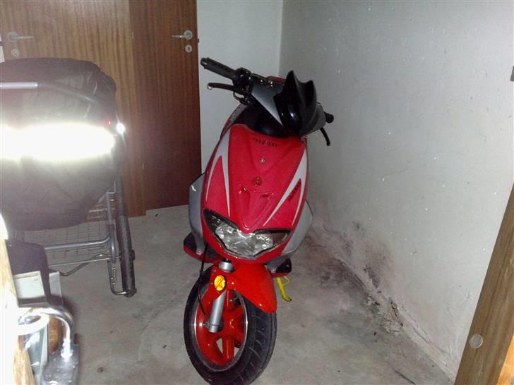 CPI hussar SOLGT billede 1