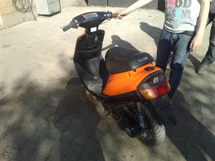 Yamaha jog (BYTTET) billede 3