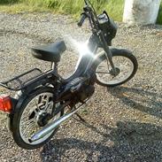 Tomos Cvadro