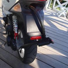 Peugeot Speedfight 307