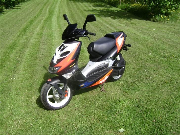 Aprilia SR50 Ditech billede 2