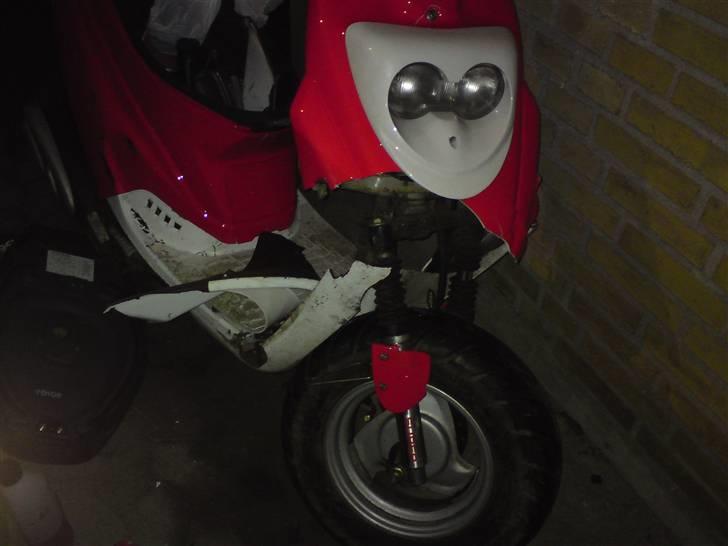 PGO HOT 50 solgt. - før da den var smadret billede 13