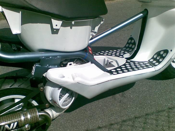 Aprilia Sonic Evo SOLGT billede 8