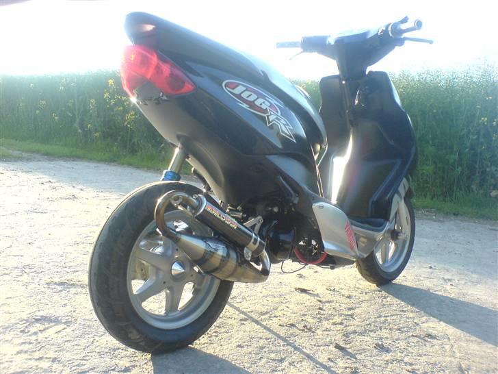 Yamaha Jog R -Solgt-! - Med hjemmelavet Pig© ved fælg, som er blevet AT poleret.. billede 19