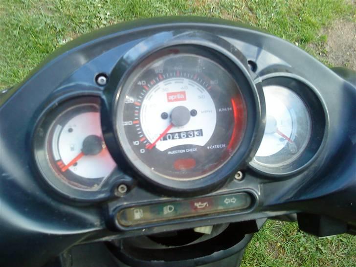Aprilia SR 50 Ditech billede 2