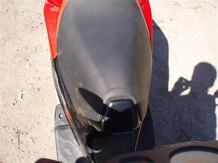 Peugeot Speedfight 2 AC - Nu har jeg samlet den og fået den til at kører=). billede 12