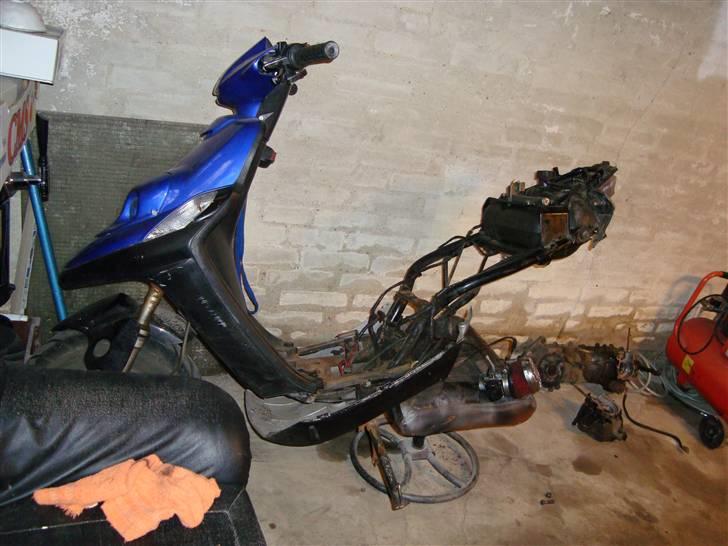 Yamaha Bws NG - Mens motor blev lavet. billede 11