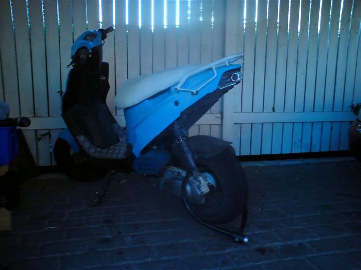 PGO Hot 50 " Total skadet " - ny ;) fjernet bag skærm. ny fjeder. nyt filter. billede 3