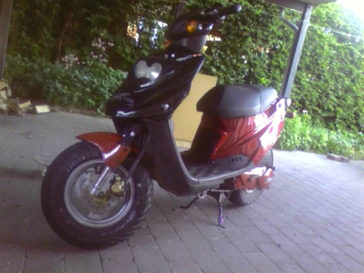 PGO HOT 50 ( solgt) :( - Så kom der et rødt skjold på:) billede 12