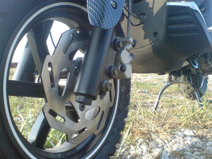 PGO PMX Naked billede 6