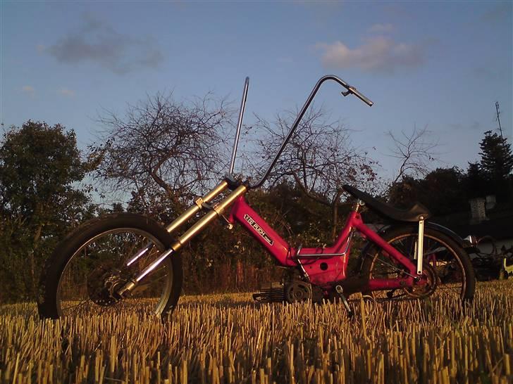 Puch Maxi P Chopper - Opstilling af den med den lange forgaffel og det høje styr på. billede 1