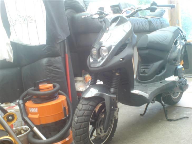 PGO PMX Naked billede 13