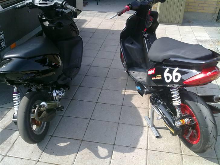 Yamaha jog RR SOLGT billede 2