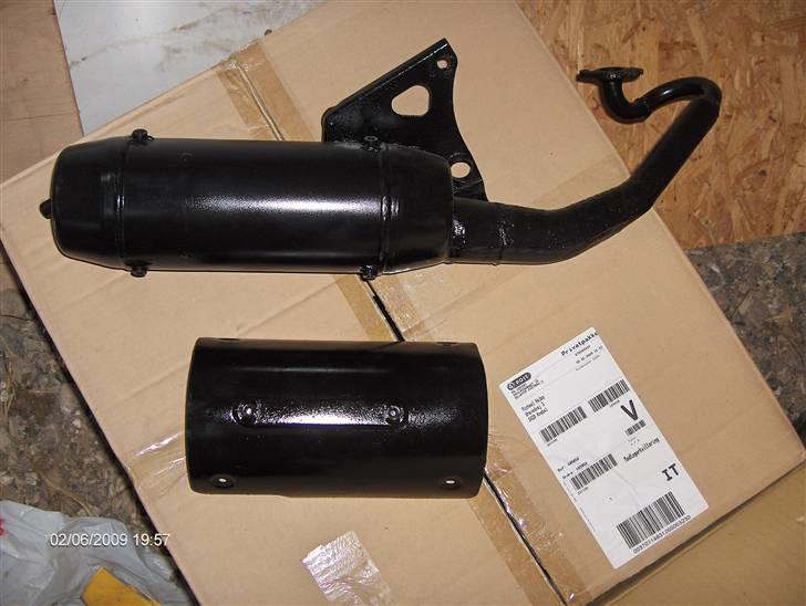 Yamaha jog r solgt - malet udstødning varmefast maling self. billede 11