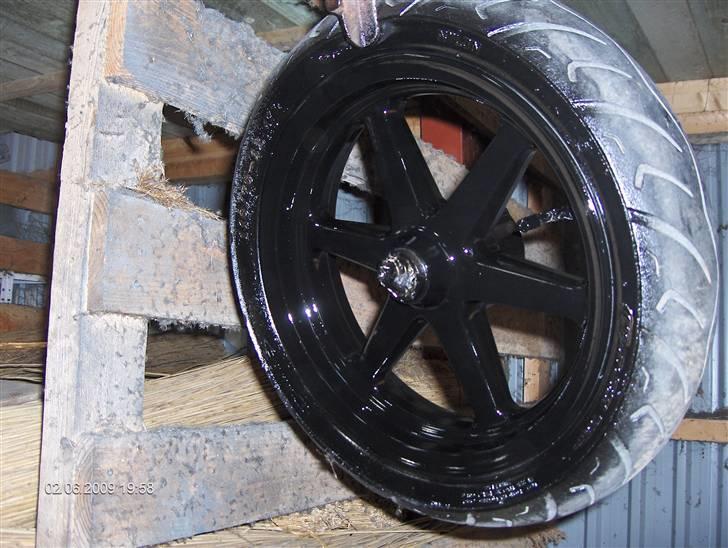 Yamaha jog r solgt - og forfælgen billede 14