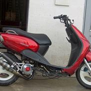 Yamaha   Neo´s LC Solgt