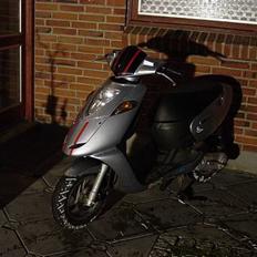 Aprilia sonic - team gran can