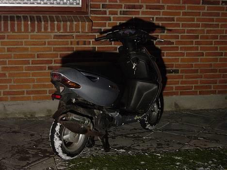 Aprilia sonic - team gran can billede 3