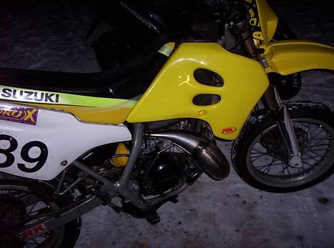 Suzuki RMX billede 2