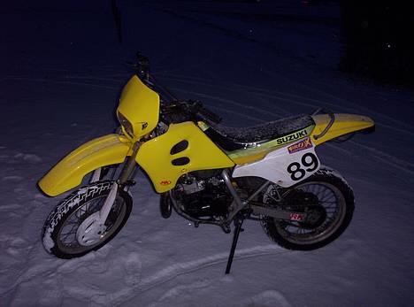 Suzuki RMX billede 3