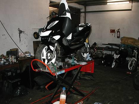 Aprilia SR50 Bidalot Racing - Sr´er smidt på bænken, skues skal der til! billede 4