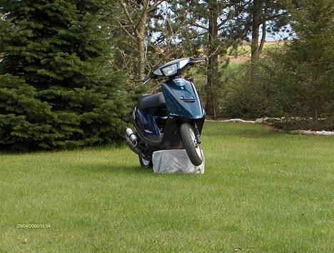 Yamaha jog 80cc carbon billede 3