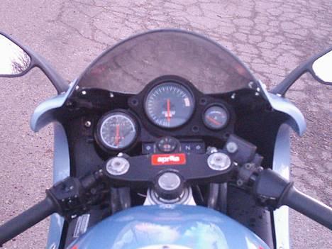 Aprilia RS50 SOLGT - Smid en stemme = )  billede 8