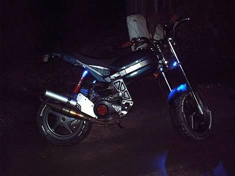 Suzuki Street Magic (Solgt) billede 2